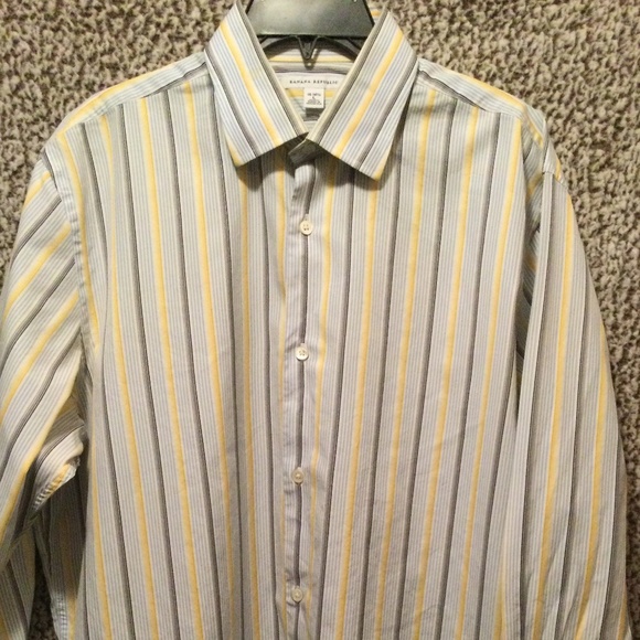 Banana Republic Dress Shirt - Picture 2 of 5